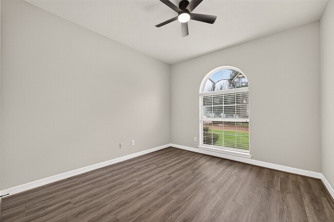 Building Photo - 14303 Reissen Ln