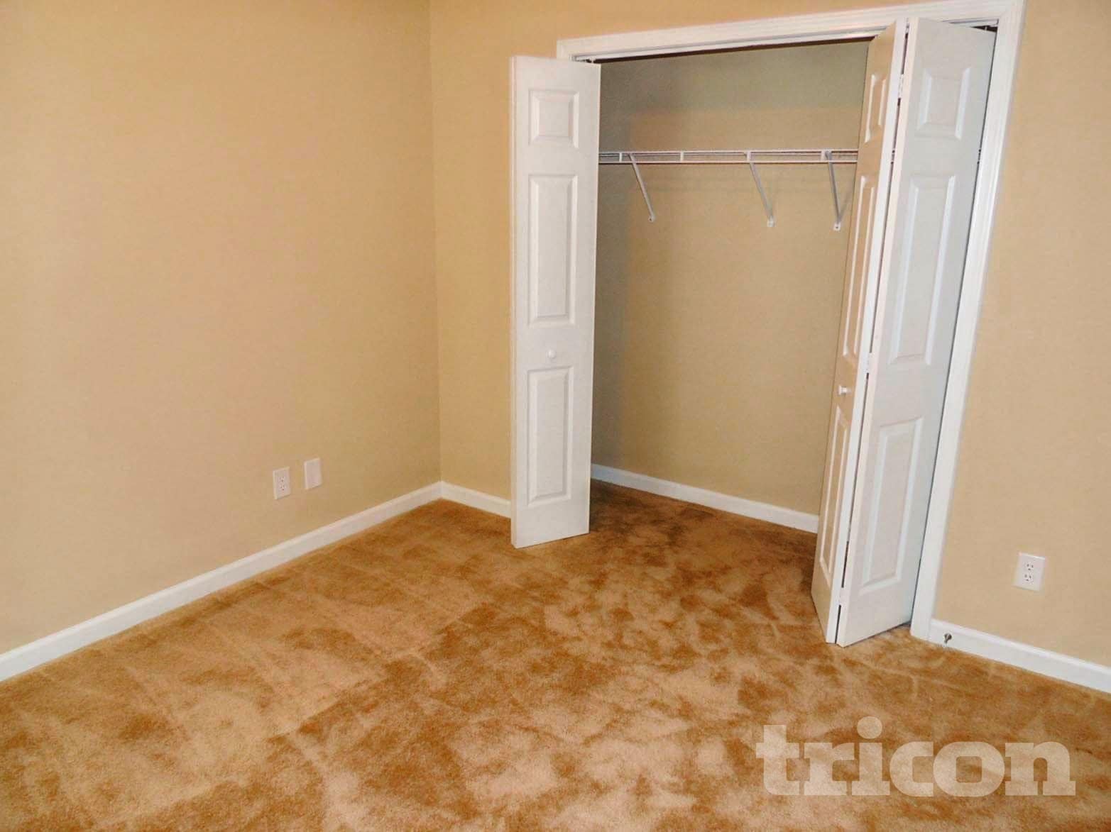 Building Photo - 1002 Mark Trail