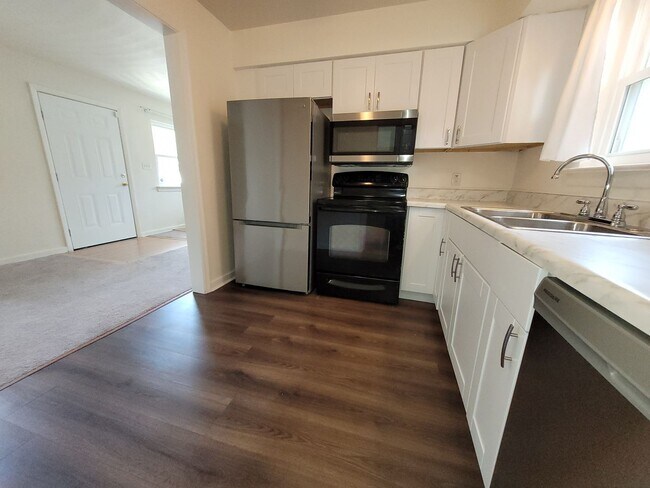 Building Photo - 1012 Oaklawn Ave