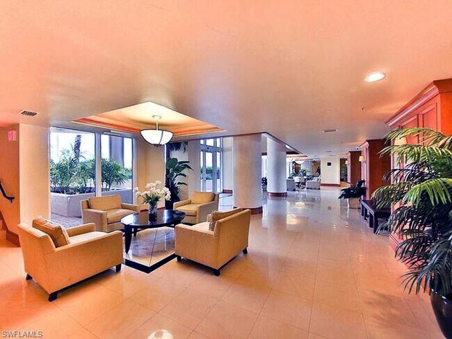 Building Photo - 2104 W First St