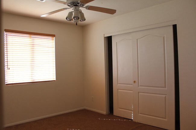 Building Photo - 255 Flirtation Ct