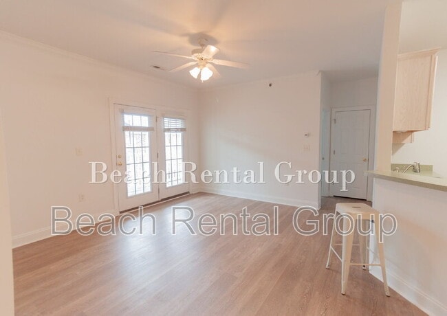 Building Photo - 2029 Silvercrest Dr