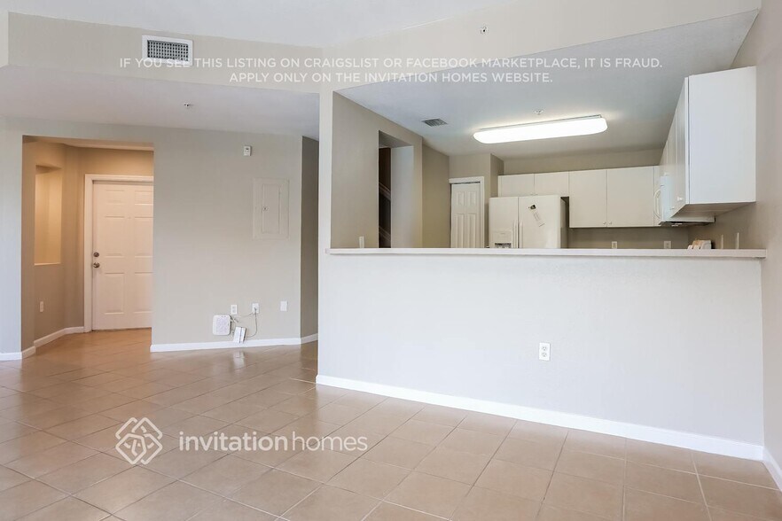 Building Photo - 10903 NW 83rd St