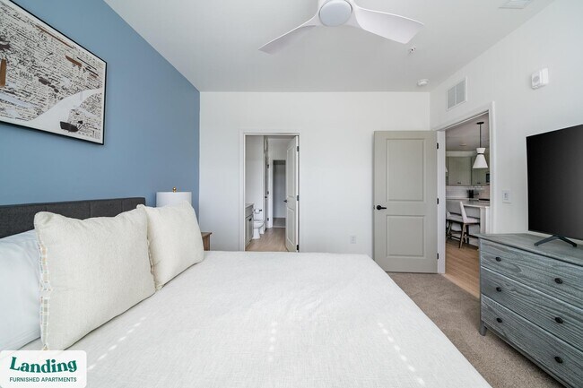 Building Photo - 100 Wilton Cir