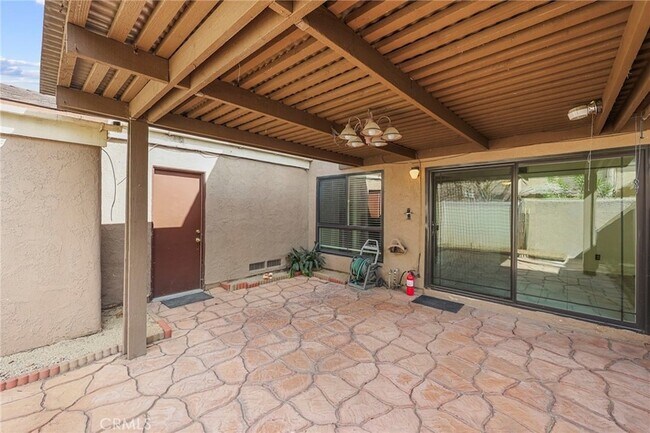 Building Photo - 10441 Rutgers Way
