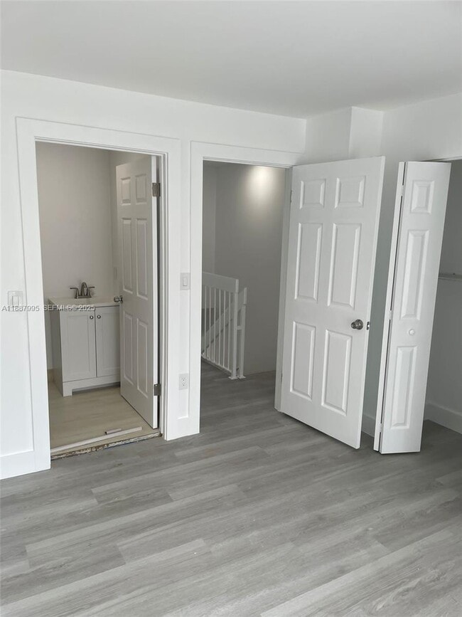 Building Photo - 6275 SW 130th Ave