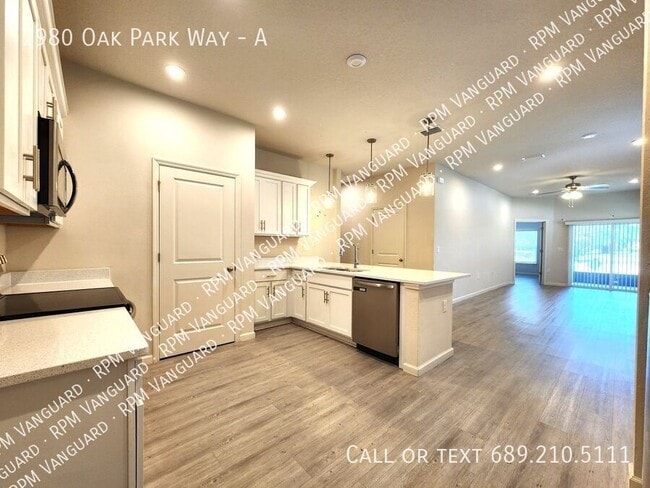 Building Photo - 2980 Oak Park Way