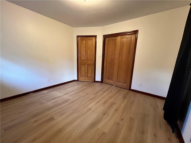 Building Photo - 2167 Wallingford Dr