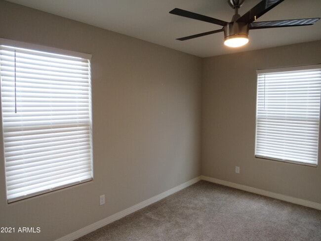 Building Photo - 40537 W Helen Ct
