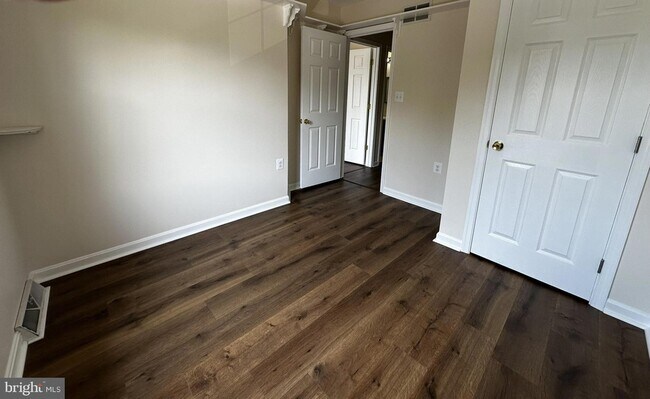 Building Photo - 1184 Fetterbush Cir