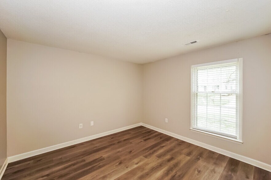 Building Photo - 7506 Pirates Cove Ct