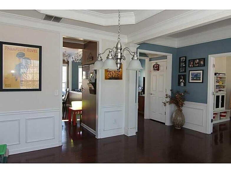 Building Photo - 203 Glenwood Dr