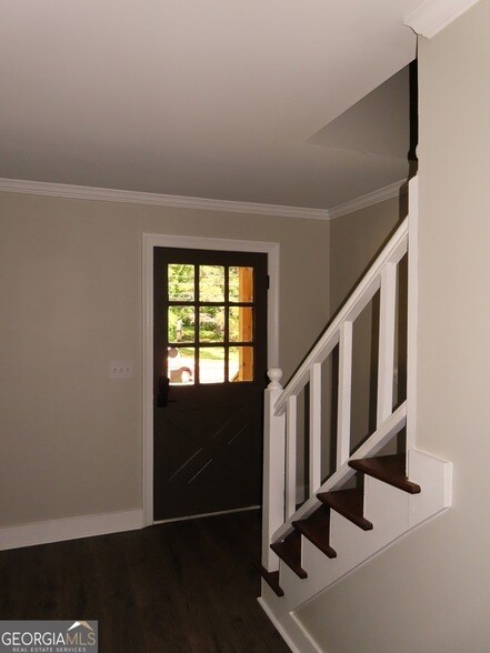 Building Photo - 5006 Suwanee Dam Rd