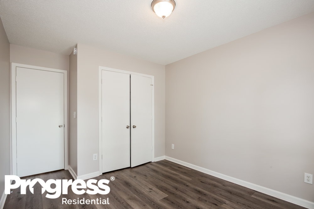 Building Photo - 8631 Bodkin Ct