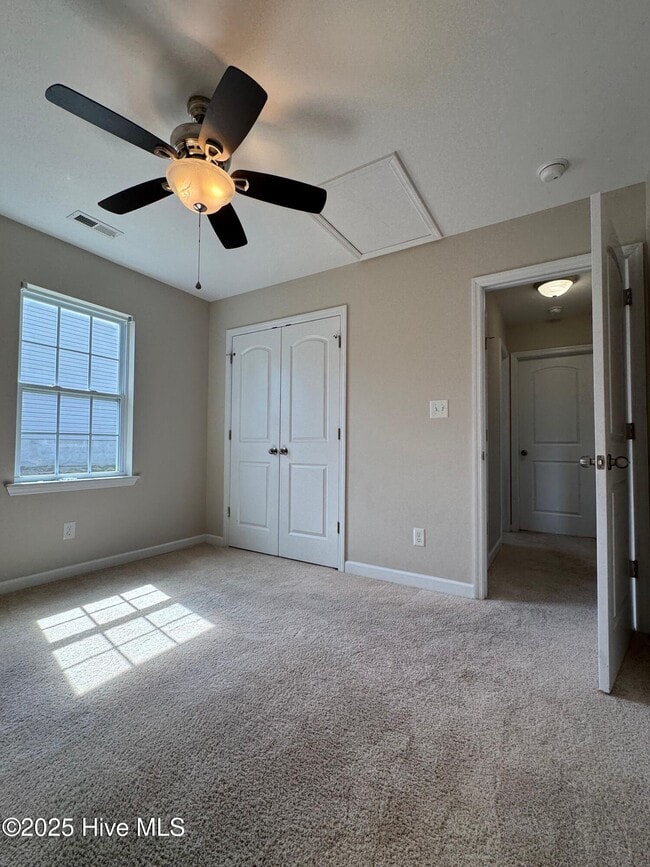Building Photo - 410 Bristol Ln