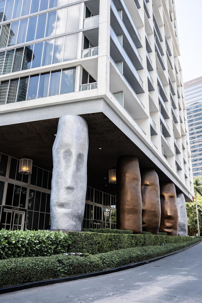 Building Photo - 465 Brickell Ave
