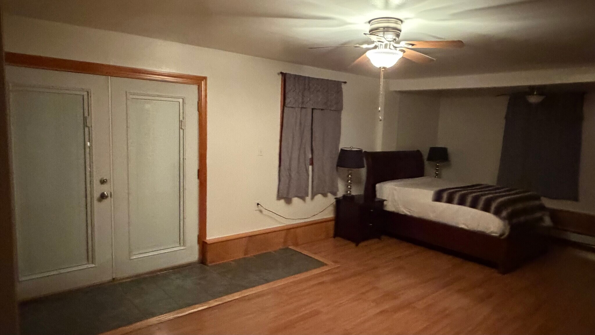 Building Photo - 7 Church St