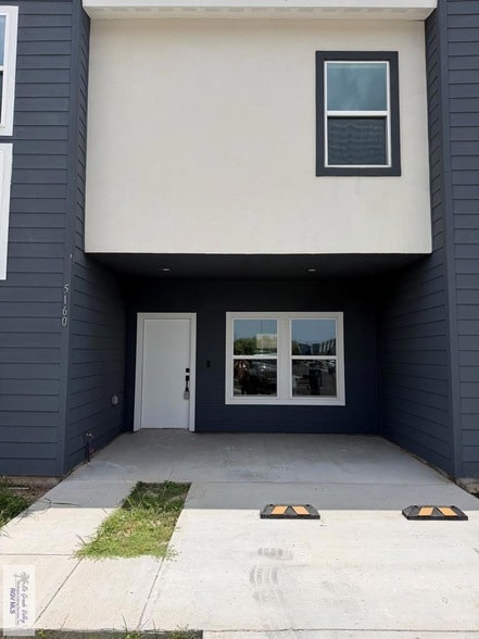 Building Photo - 5160 Alexa Rd