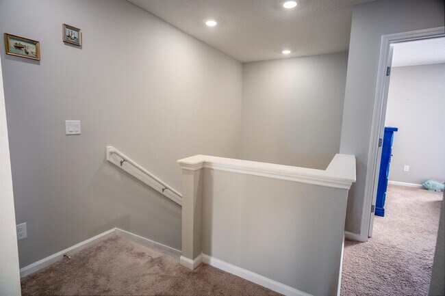Building Photo - 75 Great Star Ct
