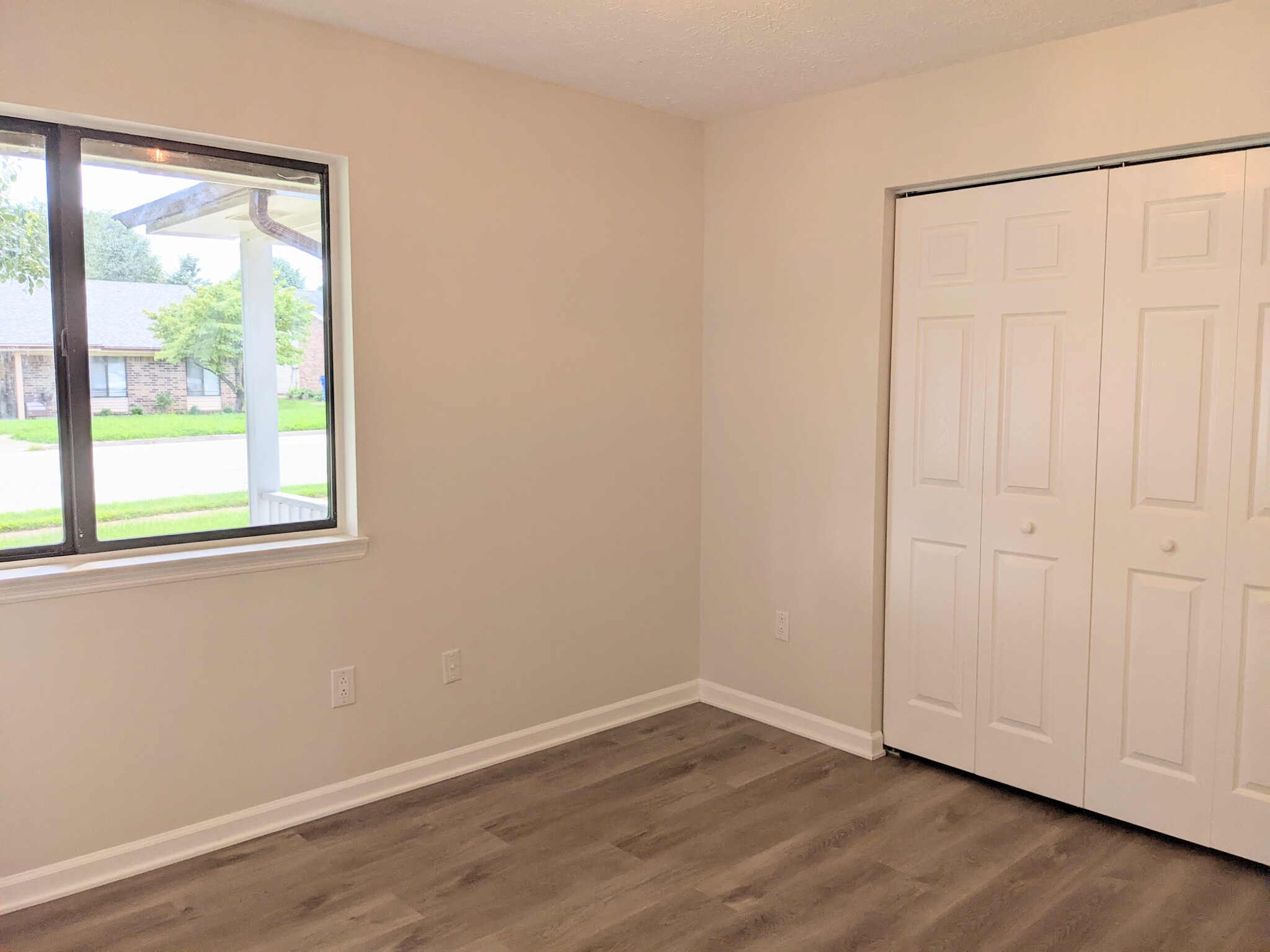 Bedroom #3 - 1649 Summerhill Dr
