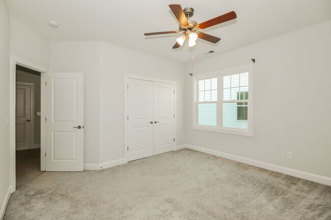 Building Photo - Beautiful Home in Wilmington - $200 Off First Month Rent (If Approved)