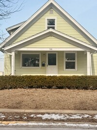 Building Photo - 2 story in Loves Park