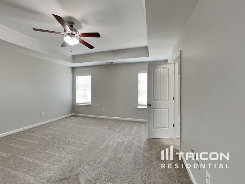 Building Photo - 10 Longleaf Cir