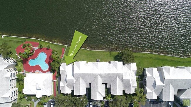 Building Photo - 2811 N Oakland Forest Dr