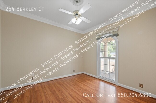 Building Photo - 254 Berkley Ct