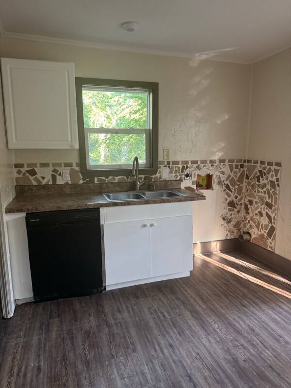 Building Photo - 411 N Patterson St