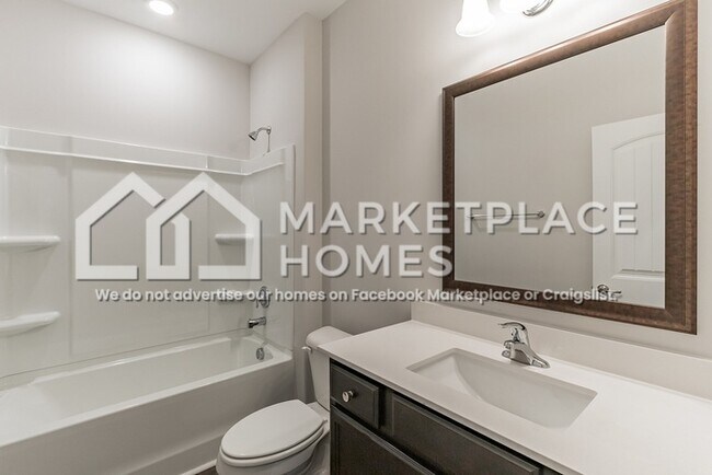 Building Photo - 213 Sessile Oak Dr