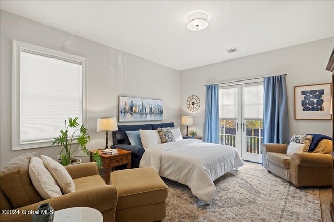 Building Photo - 64 North Ln