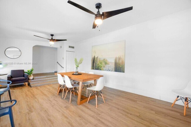Building Photo - 2788 SW 33rd Ct