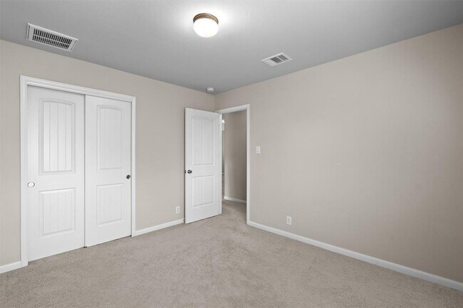 Building Photo - 8540 White Ibis Dr