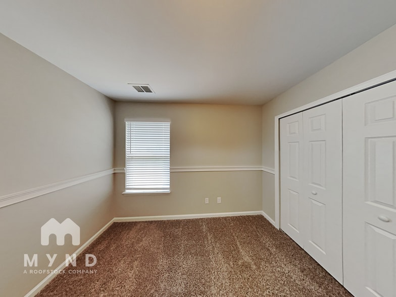 Building Photo - 7535 Henderson Park Rd