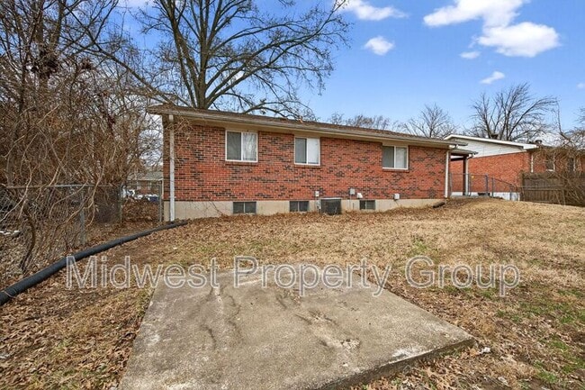 Building Photo - 2224 Millvalley Dr