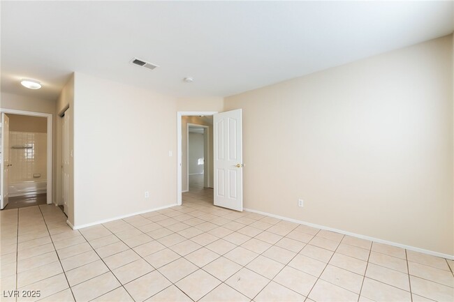 Building Photo - 435 Coral Sea St