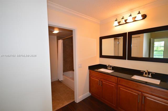 Building Photo - 7944 Eastlake Dr