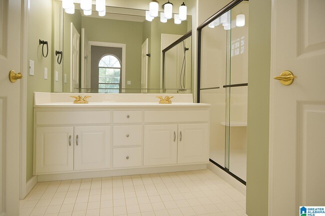 Building Photo - 2126 Russet Meadows Ln