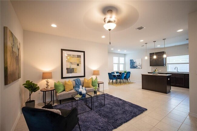 Building Photo - 9109 Looksee Ln