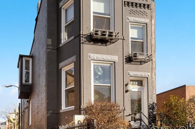 Building Photo - 1713 15th St NW