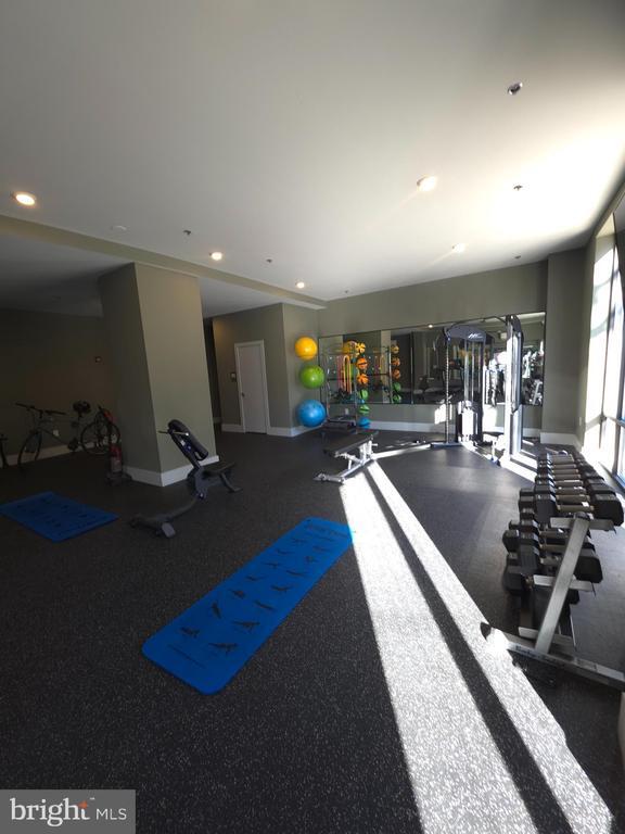 Building Photo - 3503 Midvale Ave