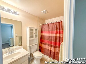 Building Photo - 129 Chapel Hill Cir
