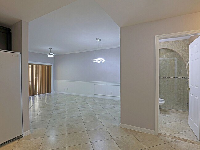 Building Photo - 4191 Bellasol Cir