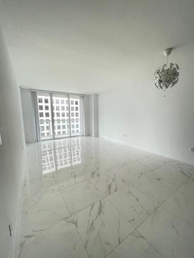 Building Photo - 500 Brickell Ave