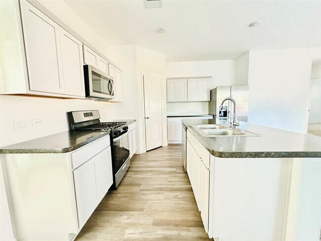 Building Photo - 6059 Canyon Dawn Dr
