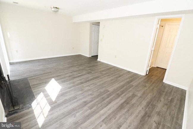 Building Photo - 2506 Weston Ct