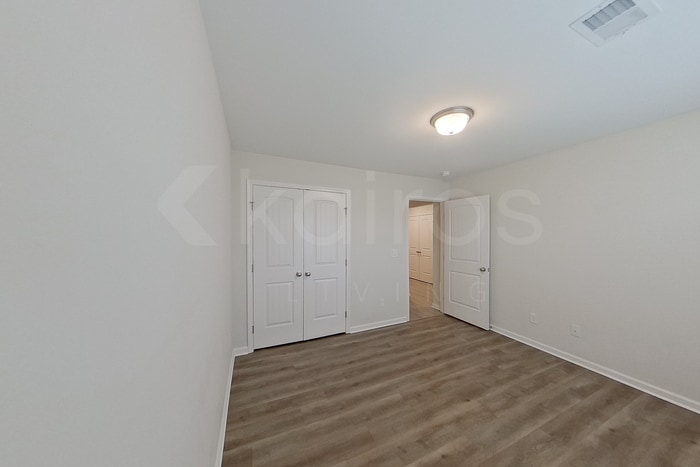 Building Photo - 19 Carrollton Dr