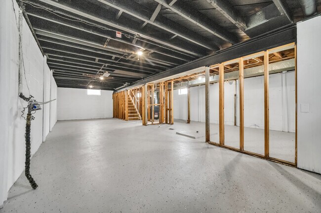 Building Photo - 30030 Vineyard Rd