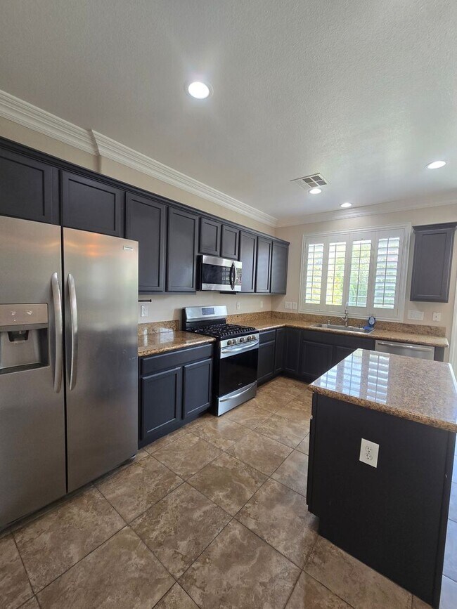 Building Photo - A Fabulous 3 Bedroom Home in South West Las Vegas